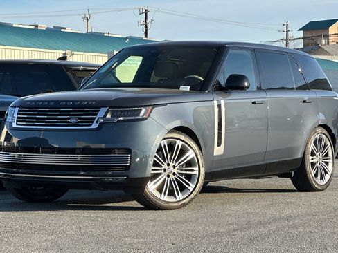 New 2025 Land Rover Range Rover SV image 1