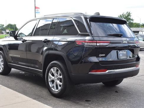 Used 2023 Jeep Grand Cherokee Limited AWD/4WD image 14