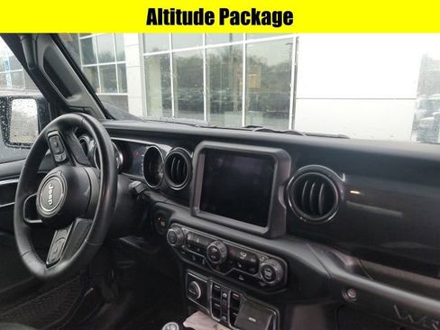 Used 2023 Jeep Wrangler Sport image 8