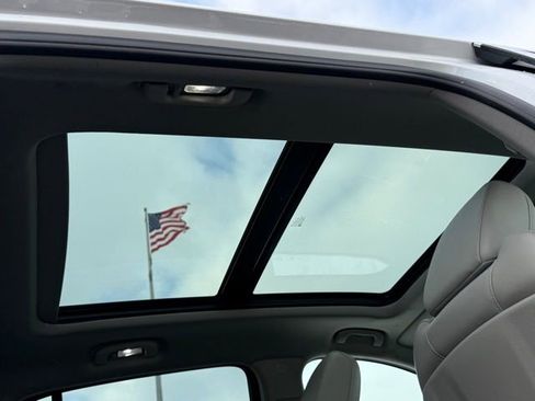 Used 2022 Cadillac XT4 Premium Luxury w/ Sun And Sound Package image 6