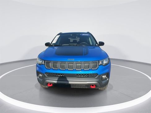 Used 2022 Jeep Compass Trailhawk w/ Trailhawk Convenience Group image 3