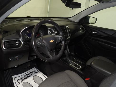 Used 2019 Chevrolet Equinox LT FWD image 10