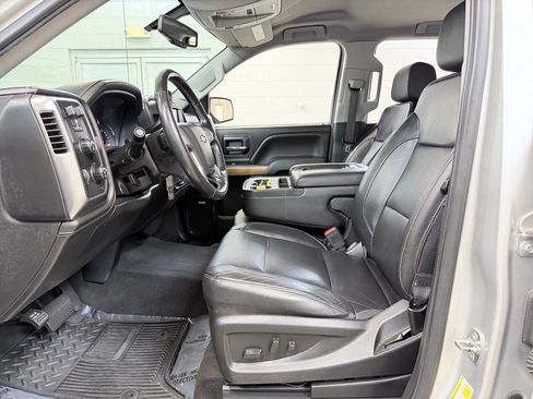 Used 2018 Chevrolet Silverado 1500 LTZ w/ Sport Package AWD/4WD image 15