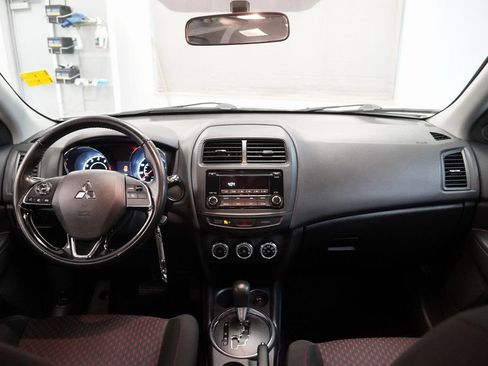 Used 2017 Mitsubishi Outlander Sport ES image 18