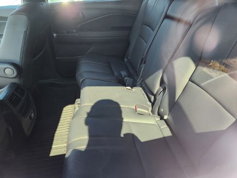 Used 2023 Honda Passport TrailSport image 6