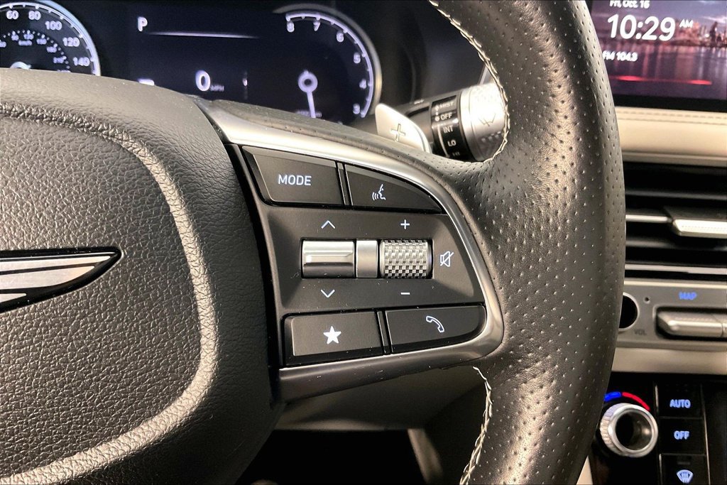 Used 2025 Genesis G70 2.5T RWD image 23