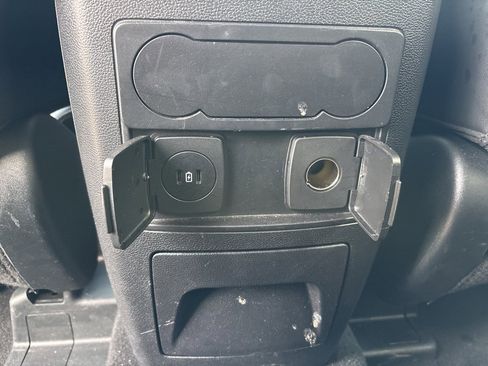 Used 2024 Ford Explorer XLT w/ Equipment Group 202A image 24