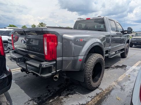 Used 2024 Ford F350 XLT AWD/4WD image 3
