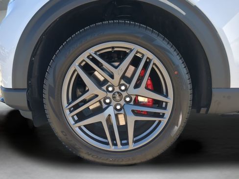 New 2026 Ford Explorer ST-Line image 74