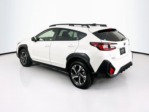 Used 2024 Subaru Crosstrek 2.0i Premium image 5