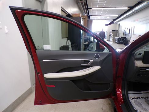 Used 2025 Hyundai Sonata SEL image 11