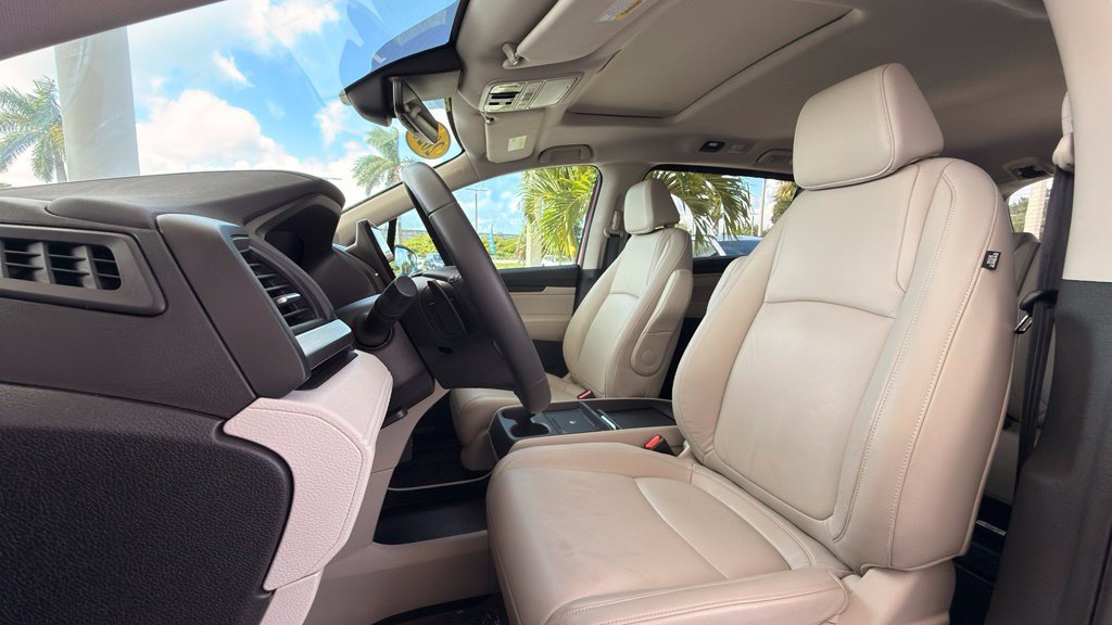 Used 2026 Honda Odyssey EX-L image 4