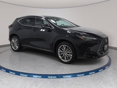 Used 2025 Lexus NX 350 AWD w/ Rear Seat Package image 4