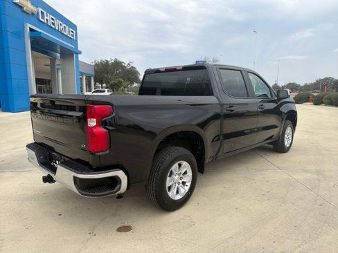 Used 2025 Chevrolet Silverado 1500 LT image 12
