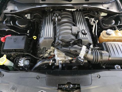 Used 2019 Dodge Charger Scat Pack w/ Navigation & Travel Group image 16