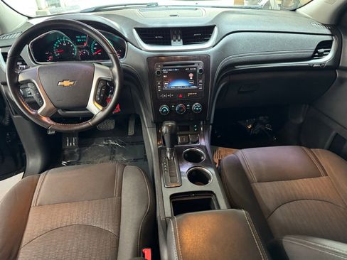 Used 2017 Chevrolet Traverse LT AWD/4WD image 15