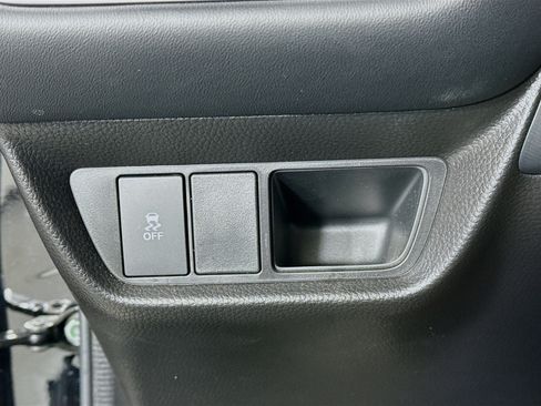 Used 2026 Honda HR-V EX-L image 10