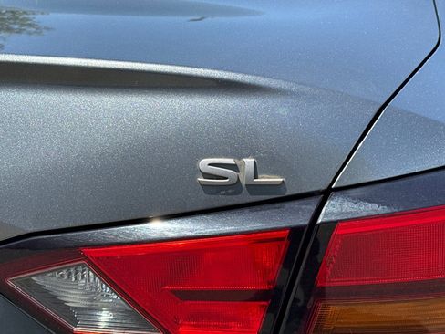 Certified 2023 Nissan Altima 2.5 SL FWD image 7