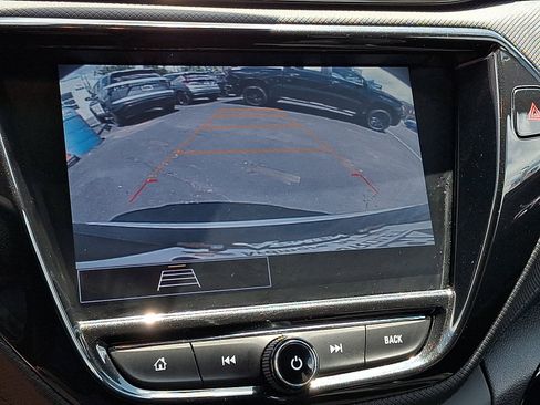 Certified 2023 Chevrolet TrailBlazer LT w/ Convenience Package FWD image 19