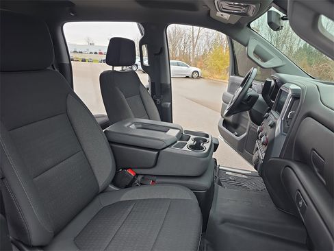 Used 2022 Chevrolet Silverado 1500 RST image 10