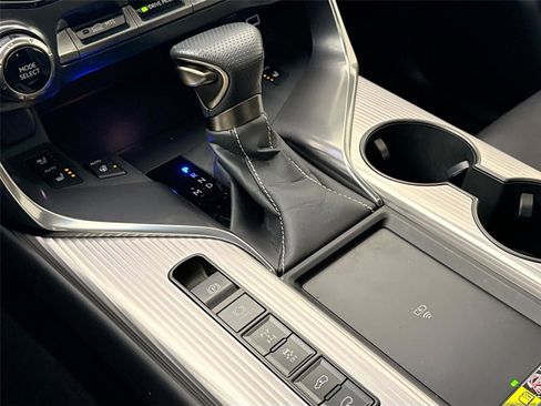 Used 2024 Lexus LX 600 F Sport image 28