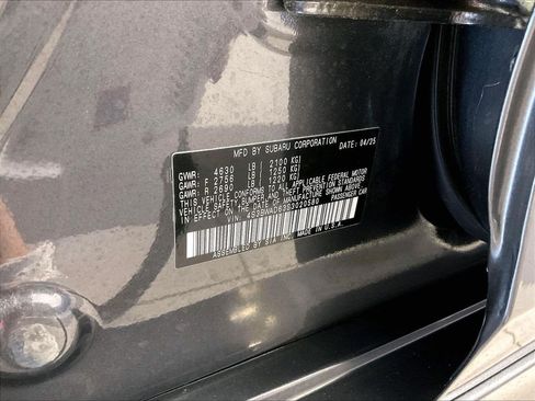 Used 2025 Subaru Legacy Premium AWD/4WD image 35