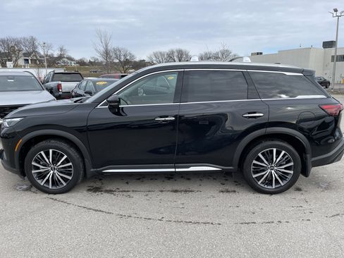 Used 2024 INFINITI QX60 Sensory w/ Vision Package image 8