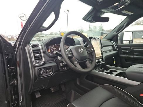 New 2026 RAM 3500 Laramie image 31