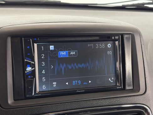 Used 2013 Dodge Grand Caravan SE image 12