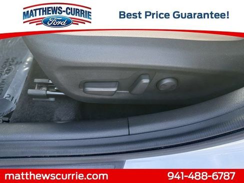 Used 2020 Hyundai Elantra Limited FWD image 10