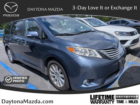 Used 2014 Toyota Sienna Limited w/ Limited Convenience Package FWD image 1