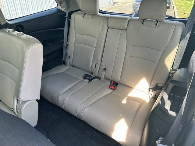 Used 2021 Honda Pilot Touring image 47