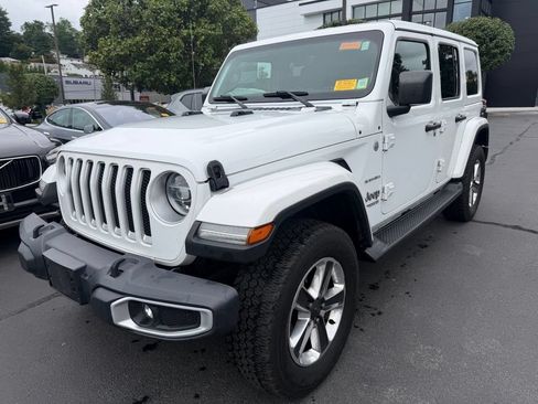Used 2021 Jeep Wrangler Unlimited Sahara AWD/4WD image 1
