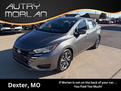 New 2025 Nissan Versa SV w/ Trunk Package