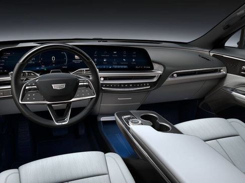 New 2026 Cadillac Lyriq Luxury AWD/4WD image 34