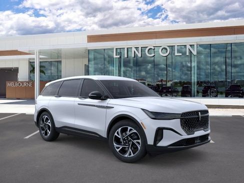 New 2026 Lincoln Nautilus Premier w/ Jet Appearance Package AWD/4WD image 7