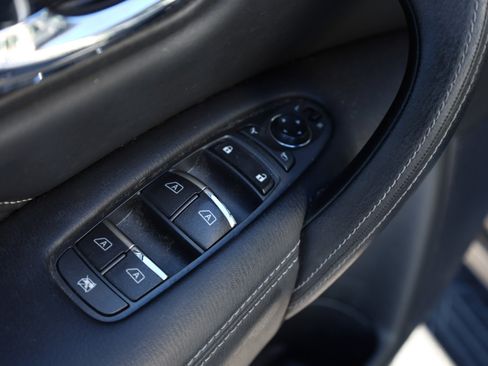 Used 2018 INFINITI QX80 2WD w/ Driver Assistance Package image 29