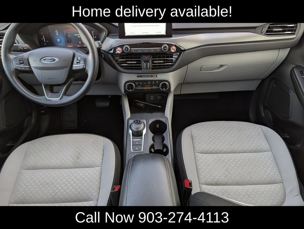 Used 2025 Ford Escape Active AWD/4WD image 12