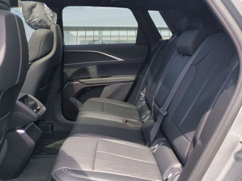 New 2026 Cadillac Lyriq Sport AWD/4WD image 13