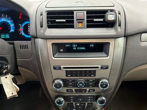 Used 2011 Ford Fusion SE w/ 202A Rapid Spec Order Code image 28