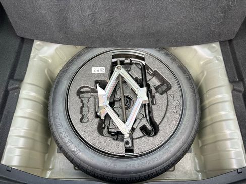 Used 2023 Honda Civic EX-L image 22