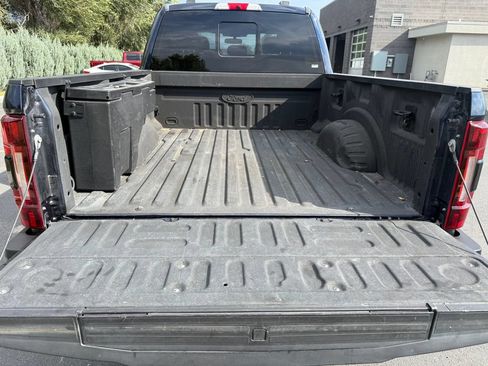 Used 2022 Ford F250 Lariat w/ Tremor Off-Road Package AWD/4WD image 14