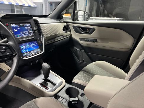 Certified 2025 Subaru Forester AWD/4WD image 17