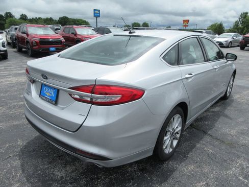 Used 2017 Ford Fusion Energi SE FWD image 5