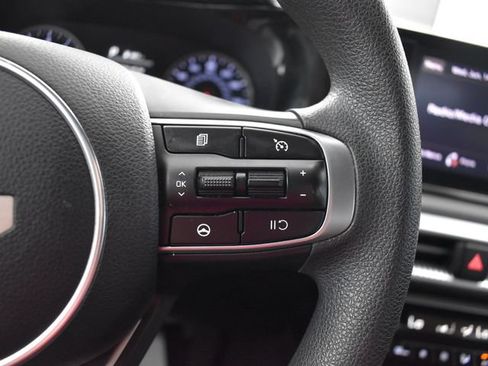 Used 2022 Kia K5 LXS FWD image 13