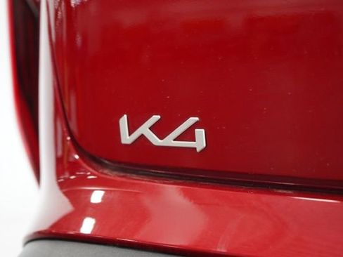 Used 2025 Kia K4 LXS image 12