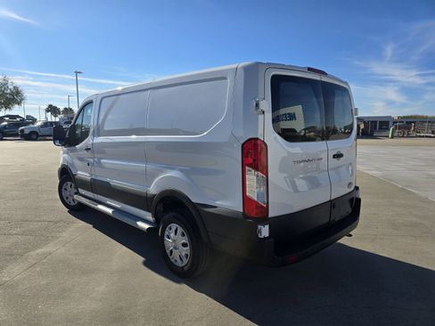 Used 2024 Ford Transit 250 Low Roof w/ Exterior Upgrade Package image 5