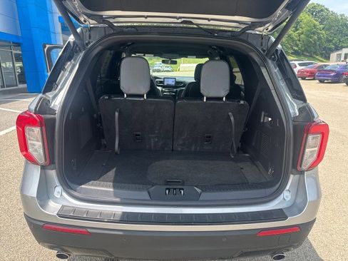 Used 2022 Ford Explorer ST-Line image 12