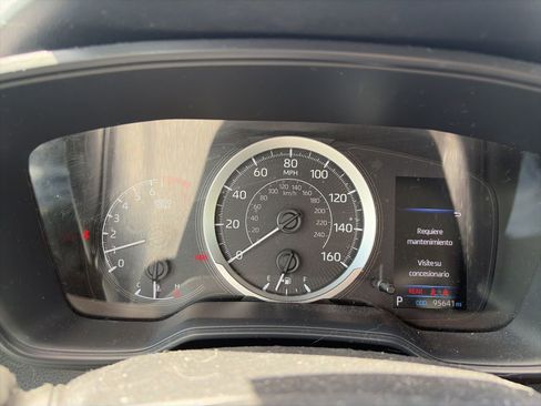 Used 2021 Toyota Corolla LE FWD image 14