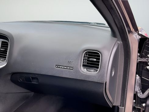 Certified 2022 Dodge Charger SXT w/ Leather Interior Group RWD image 22